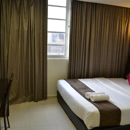Easy Hotel @ Ampang Batu Empat Exterior foto