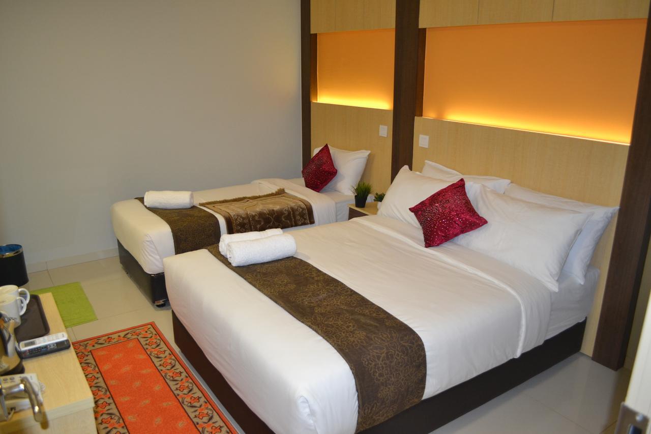 Easy Hotel @ Ampang Batu Empat Exterior foto