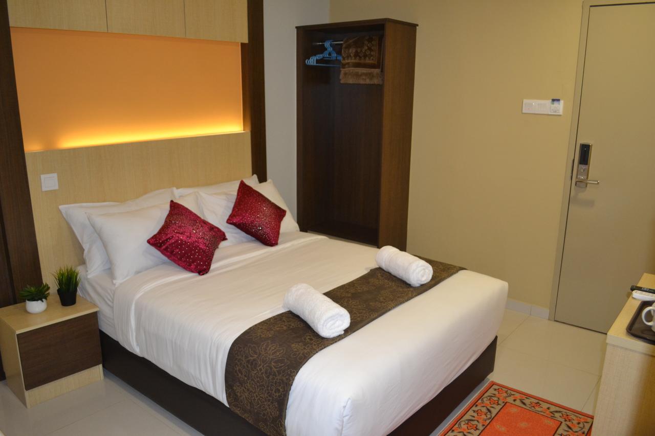 Easy Hotel @ Ampang Batu Empat Exterior foto