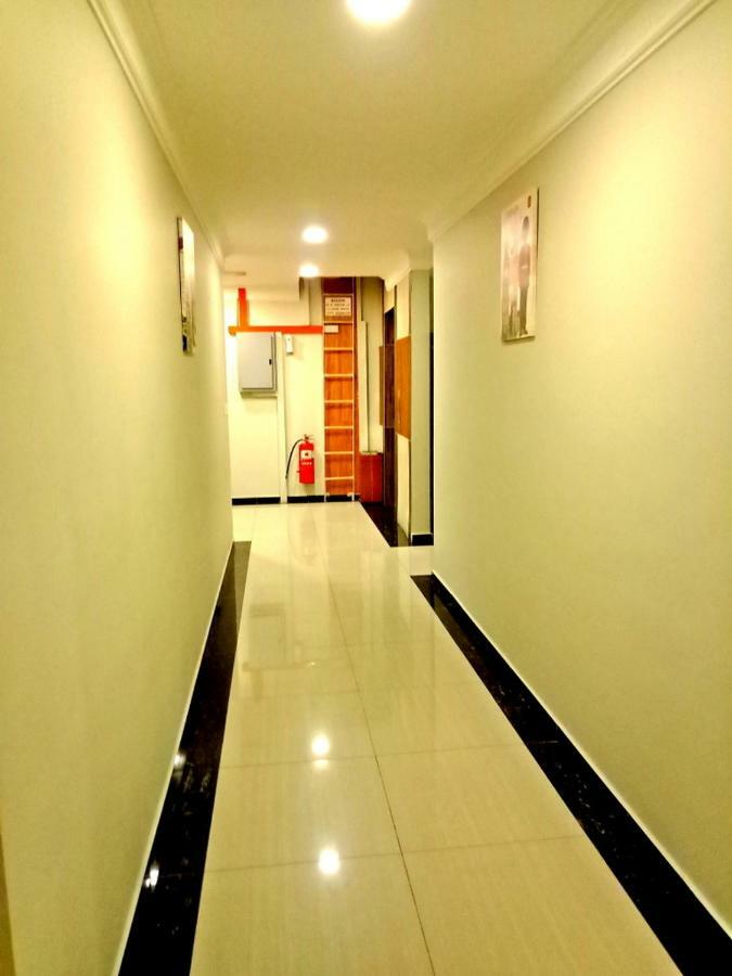 Easy Hotel @ Ampang Batu Empat Exterior foto