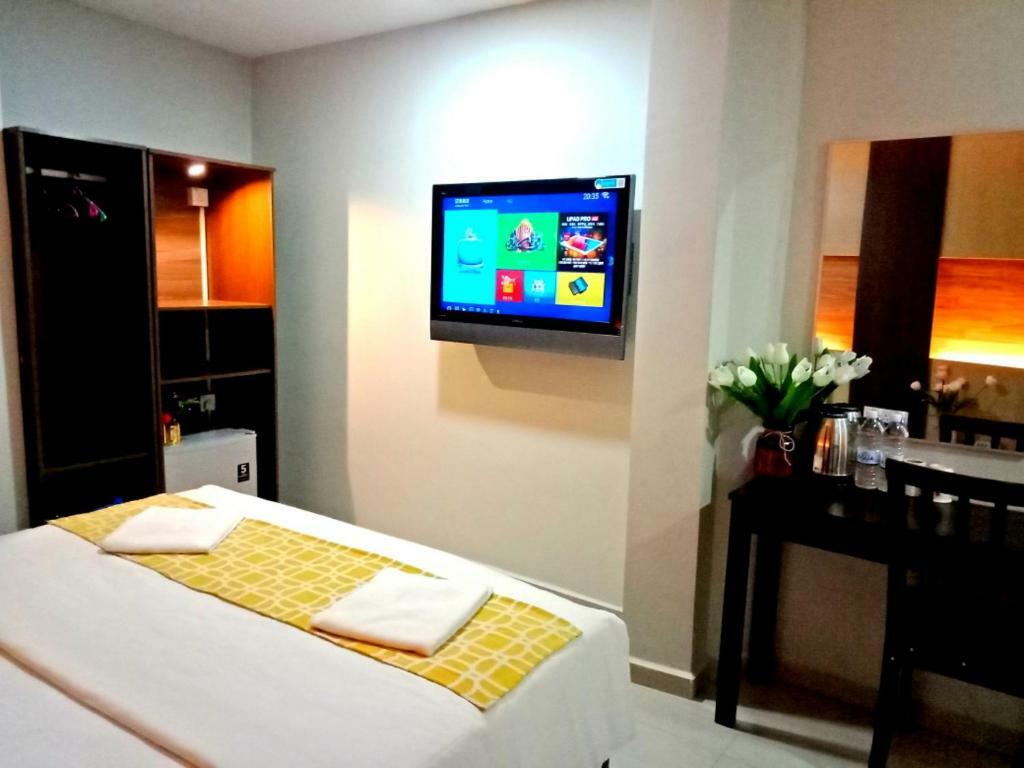 Easy Hotel @ Ampang Batu Empat Exterior foto