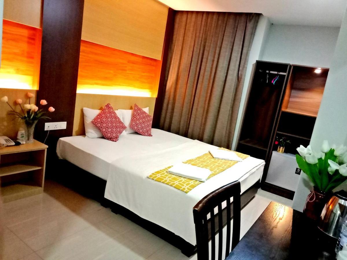 Easy Hotel @ Ampang Batu Empat Exterior foto