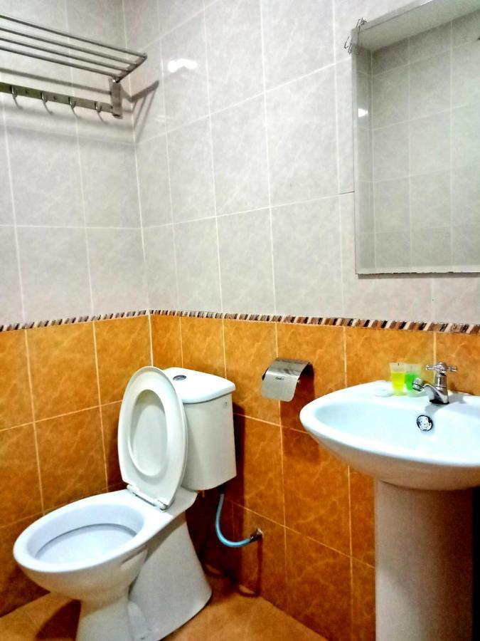 Easy Hotel @ Ampang Batu Empat Exterior foto